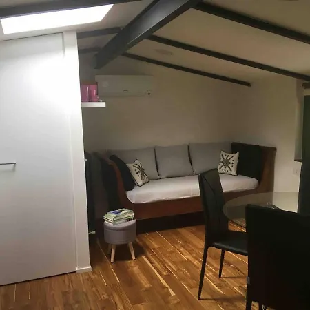 La Casa Degli Ulivi Apartmán Lierna